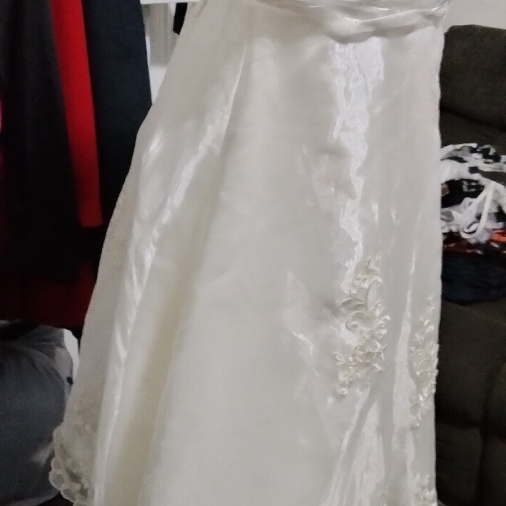 Satin Vintage Evening/ Bride Dress Wclutch - Picture 3 of 11